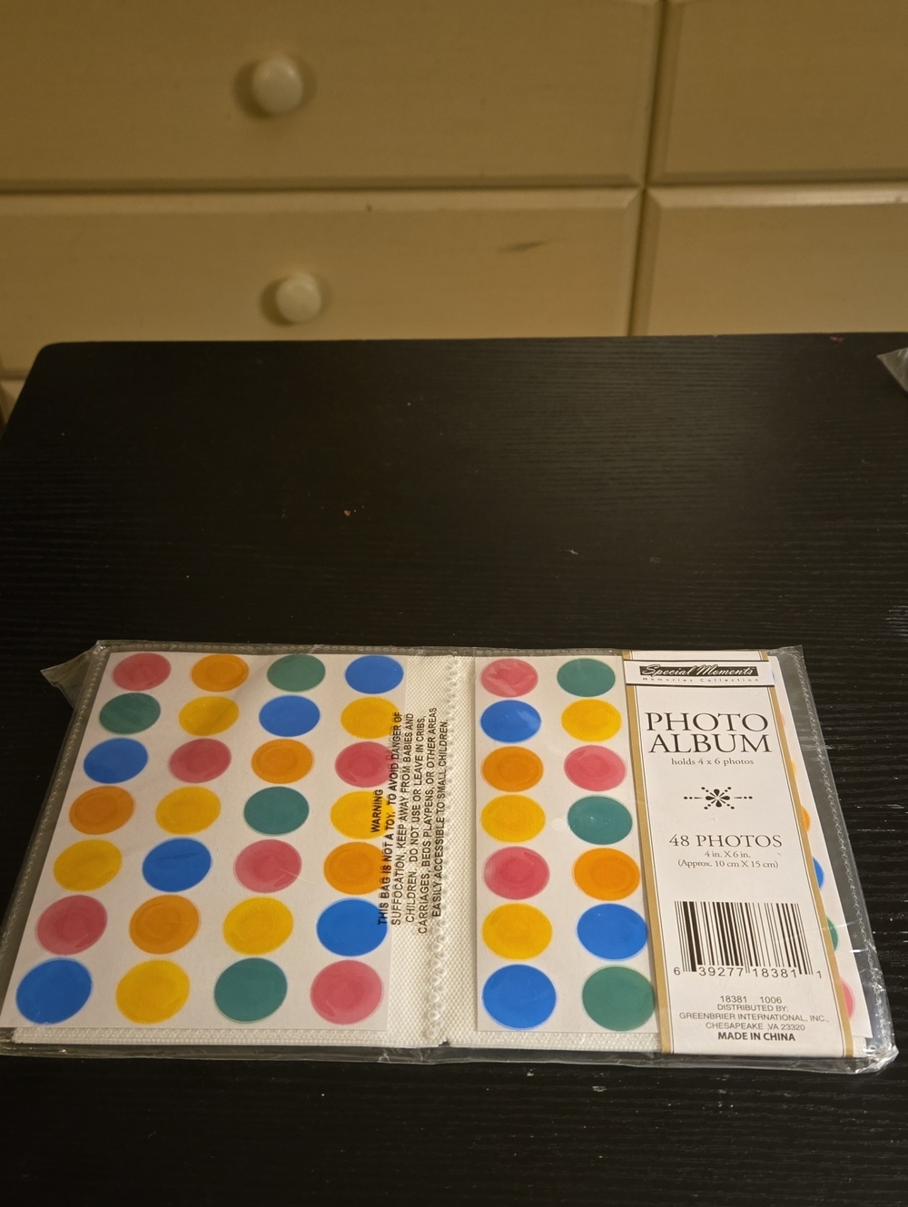 Photo Album - Multicolor Dot Pattern